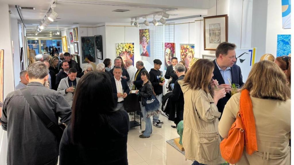 Un momento de la inauguración de la exposición