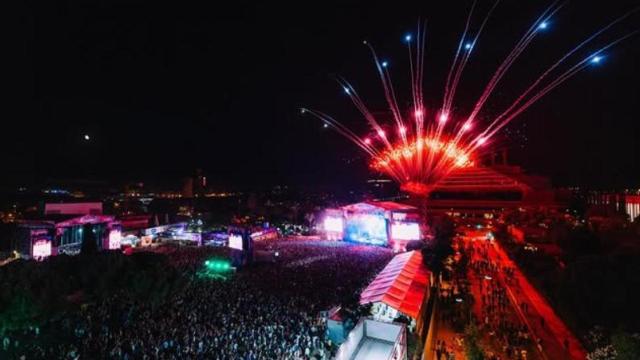 Interestelar Sevilla empata a Melody en Eurosivisión, a Manuel Carrasco en La Cartuja... y lo que le echen