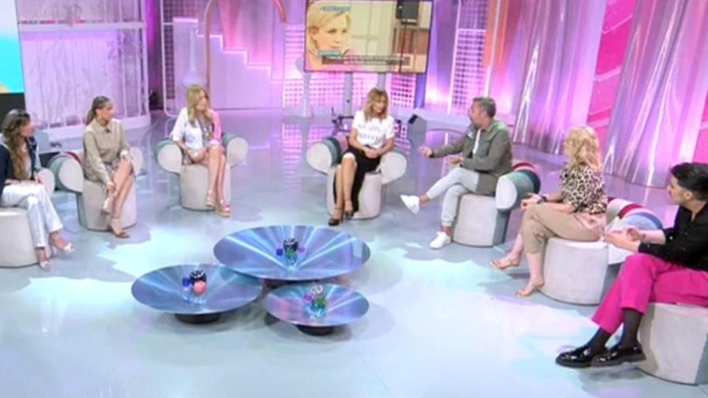 Colaboradores en plató.