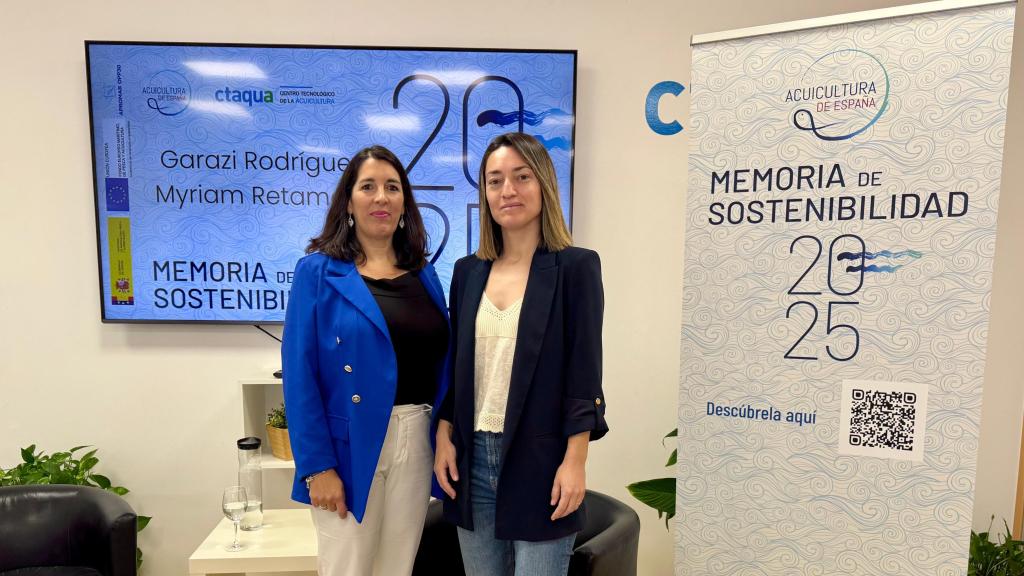 Myriam Retamal y Garazi Rodríguez Valle, responsable del Plan de Producción y Comercialización de APROMAR y coordinadora de REMA.