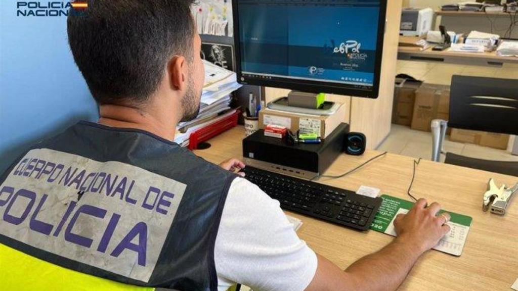 Imagen de archivo de un investigador de la Policía Nacional.