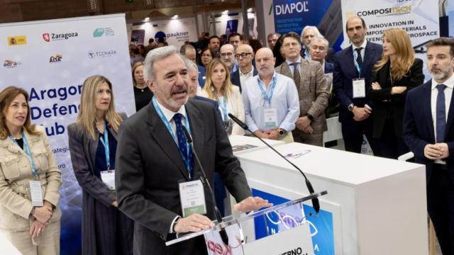 Jorge Azcón, presidente de Aragón, durante una comparecencia.