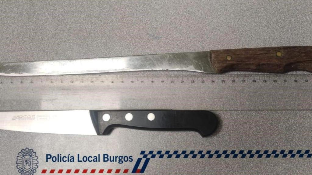 Imagen de los cuchillos invertenidos por la Policía Local de Burgos