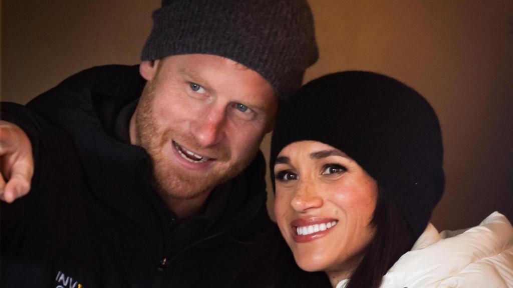 Meghan Markle y el príncipe Harry, durante sus vacaciones en Vancouver en 2025.