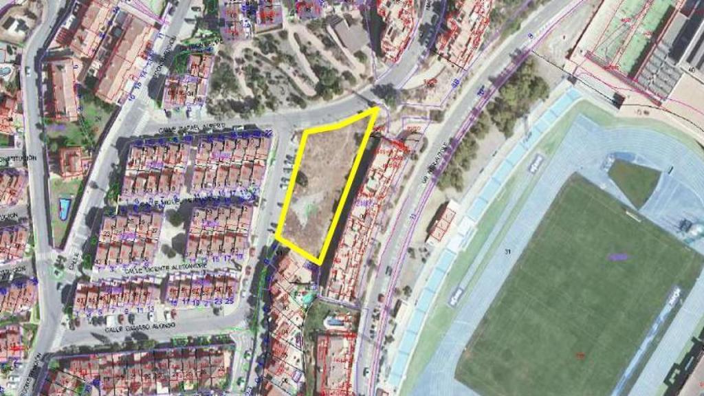 Imagen de una de las parcelas que el Ayuntamiento de Nerja acaba de poner en venta.
