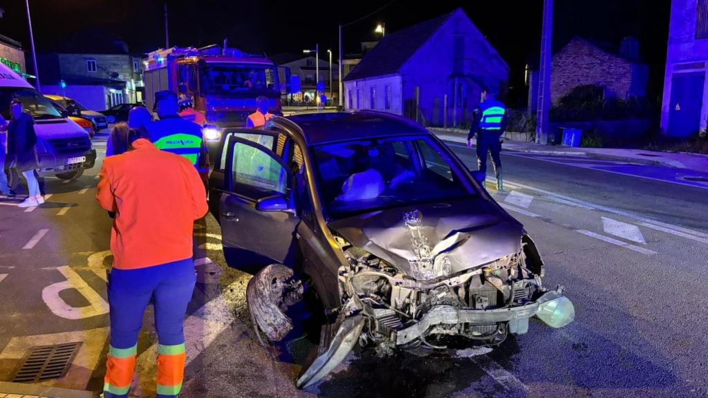Accidente en la carretera PO-504, en Sanxenxo (Pontevedra)