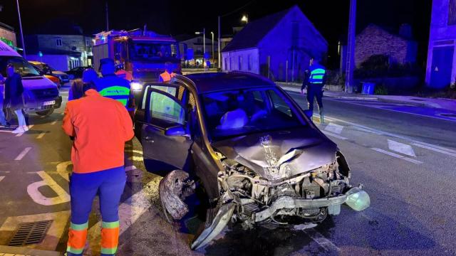 Accidente en la carretera PO-504, en Sanxenxo (Pontevedra)