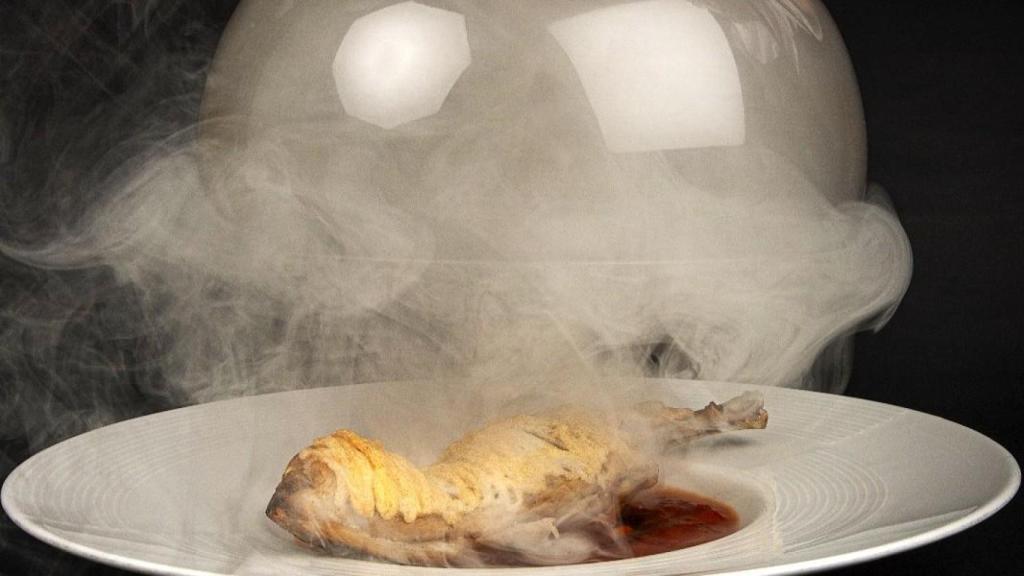 El plato de conejo gratinado con allioli que preparan en Sant Francesc 52.