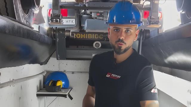 Pedro Bastida, mecánico.