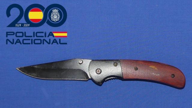 Navaja intervenida por la Policía Nacional al ladrón