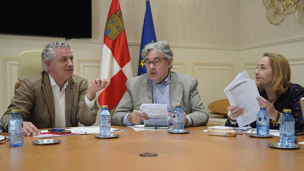 Reunión del prejurado del Premio Gil de Biedma, este miércoles