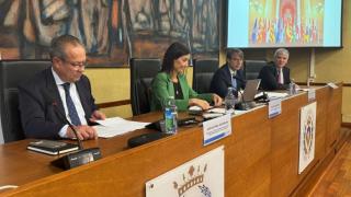 Coloquio en la Universidad de Santiago de Compostela organizado por RIFDE. Foto: JCCM.