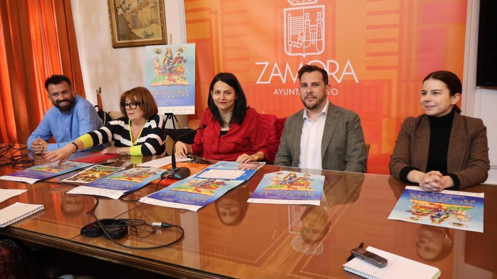 La concejala de Cultura del Ayuntamiento de Zamora, María Eugenia Cabezas, en la presentación de la Feria del Libro 2025