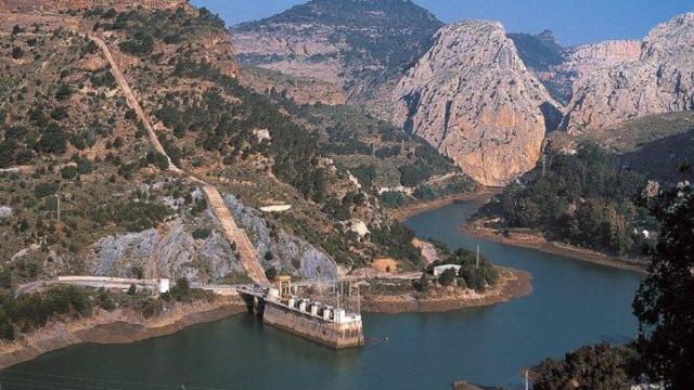 Central hidráulica de Tajo de la Encantada (Málaga), en una foto de archivo.