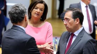 El ministro de Exteriores, José Manuel Albares, durante la reunión este martes en Bruselas