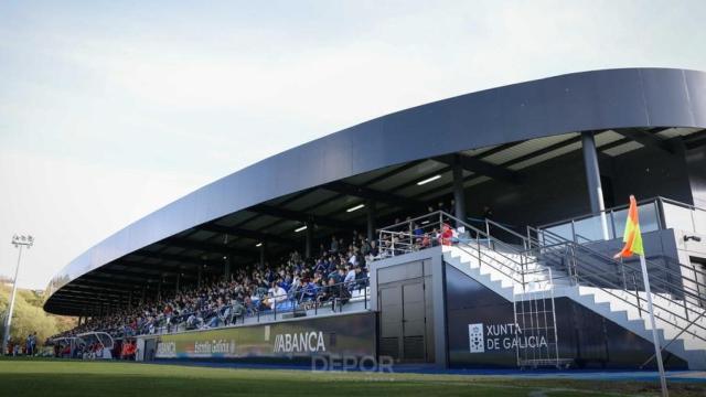 Edificio principal de la ciudad deportiva de Abegondo.