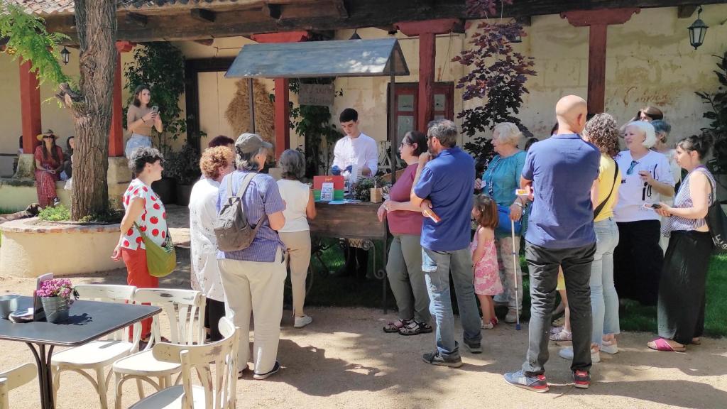 Uno de los puestos de la feria itinerante Roadshow Bestiarium.