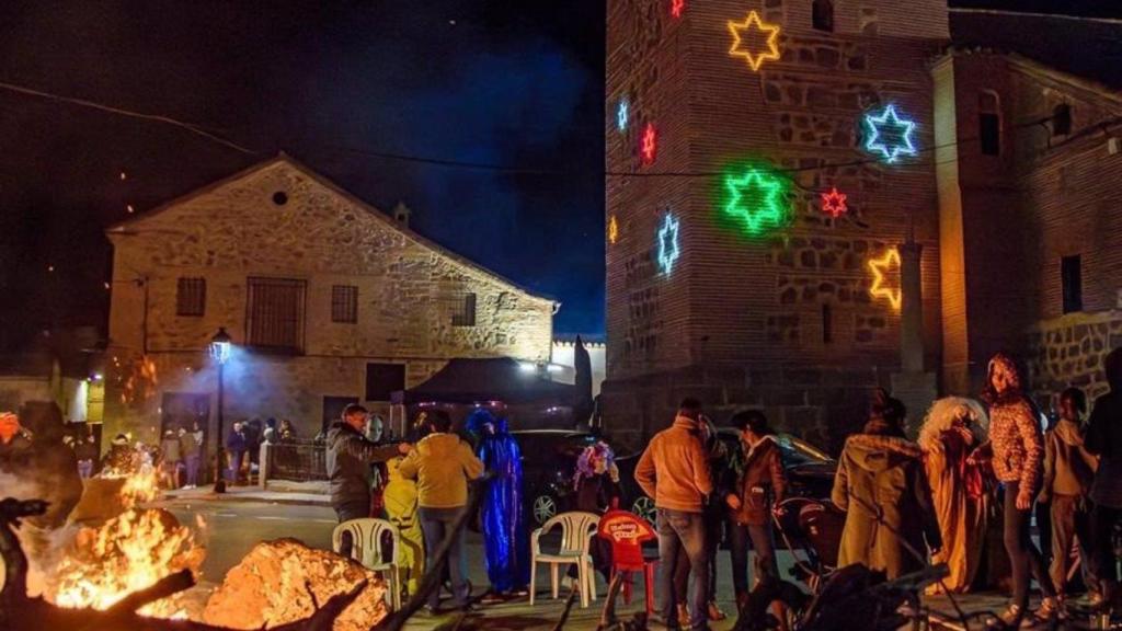 Hoguera de la Fiesta de San Antón de Gálvez.