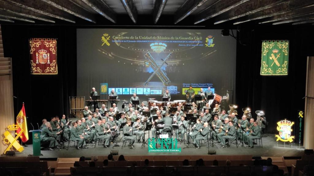 Concierto de la Unidad de Música de la Guardia Civil en el Teatro Ramos Carrión de Zamora
