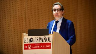 El rector de la Universidad de Salamanca, Juan Manuel Corchado, durante la inauguración del foro 'Salamanca, ciudad del español', organizado por EL ESPAÑOL de Castilla y León, este miércoles en el Centro Internacional del Español de la capital salmantina