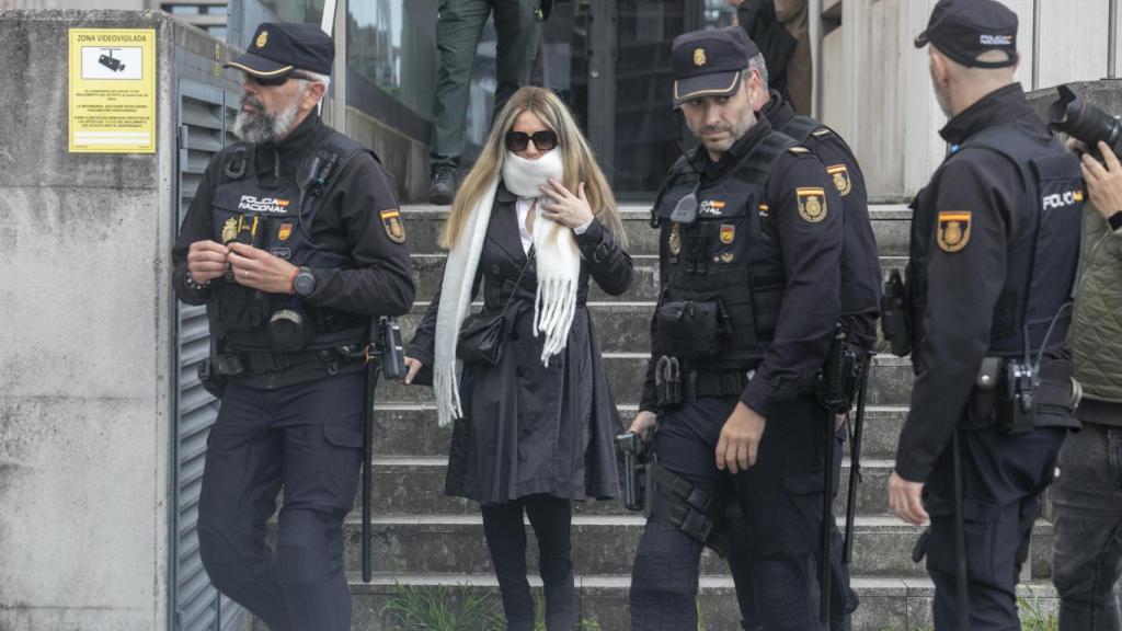 Claudia Montes, a su salida de los Juzgados de Gijón, desde los que declaró por videoconferencia.
