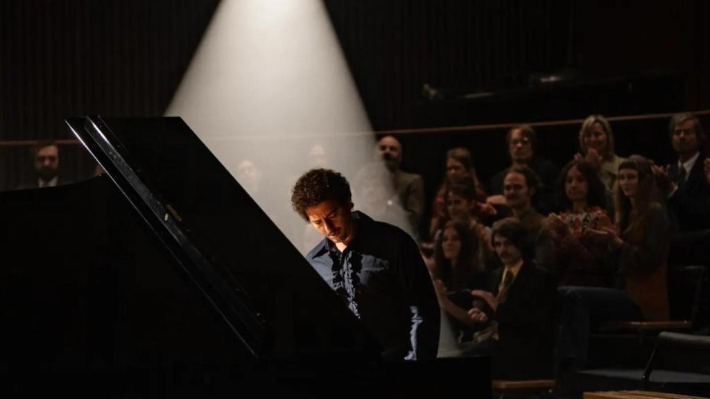 John Magaro, quien interpreta Keith Jarrett, en el filme 'Köln 75'.