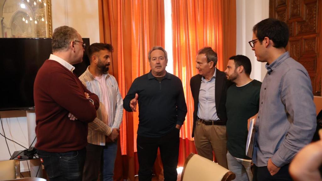 Declaración conjunta de los grupos municipales contra la supresión de servicios AVE en Sanabria