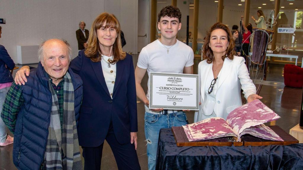 Arte y vino se unen de nuevo en el VIII certamen 'Valduero con las Bellas Artes'