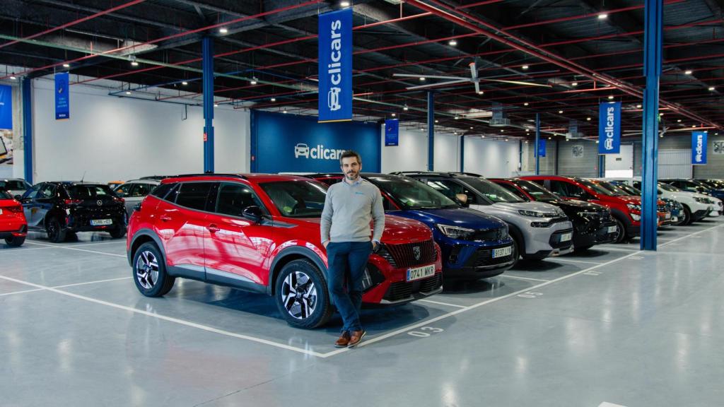 José Carlos del Valle, consejero delegado de Clicars en la fábrica de Valencia