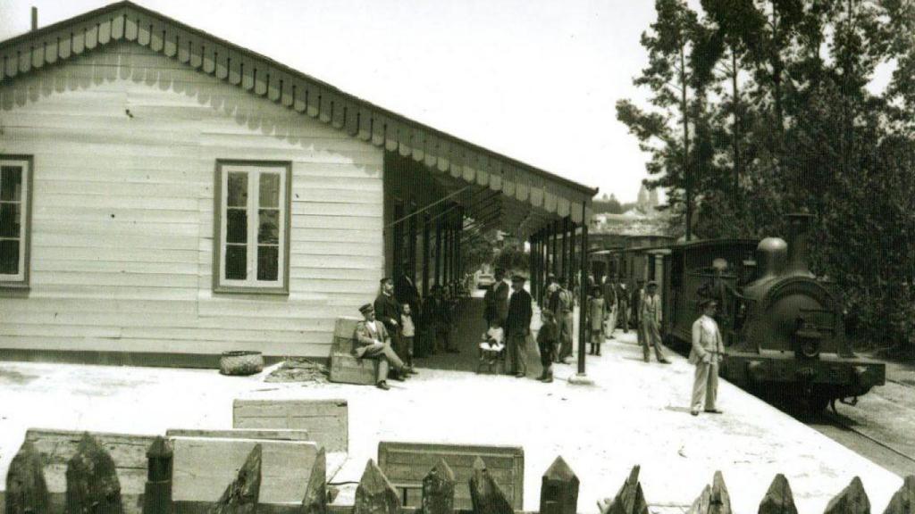 Primera estación de Cornes.