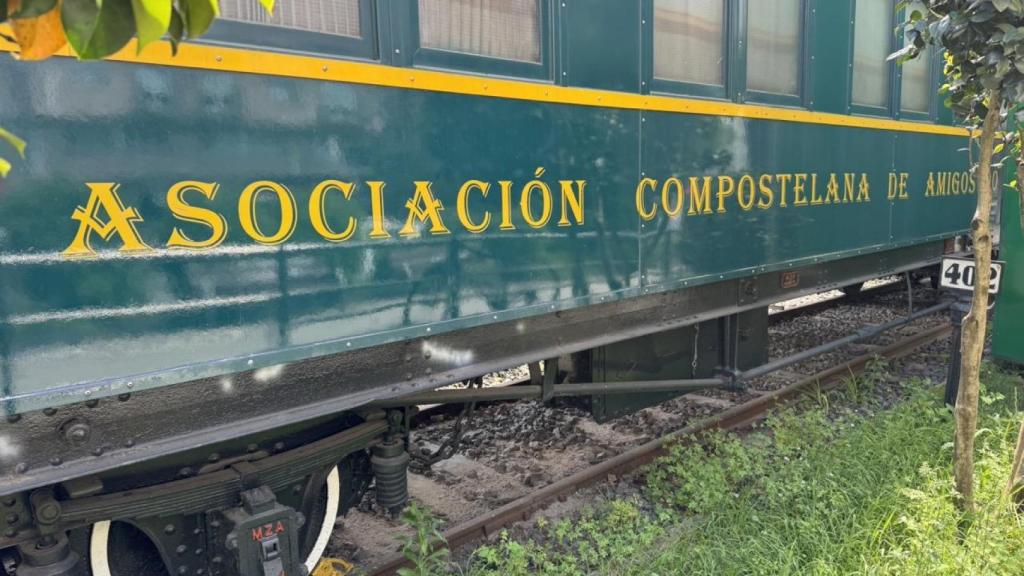 Inscripción de la Asociación Compostela de Amigos del Ferrocarril.