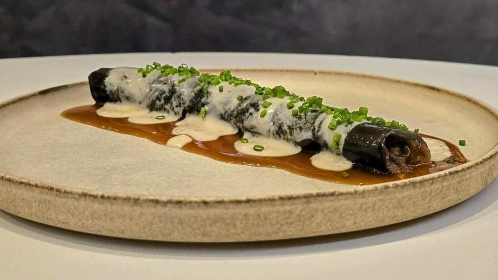 Canelón de rabo de vaca y tuétano.