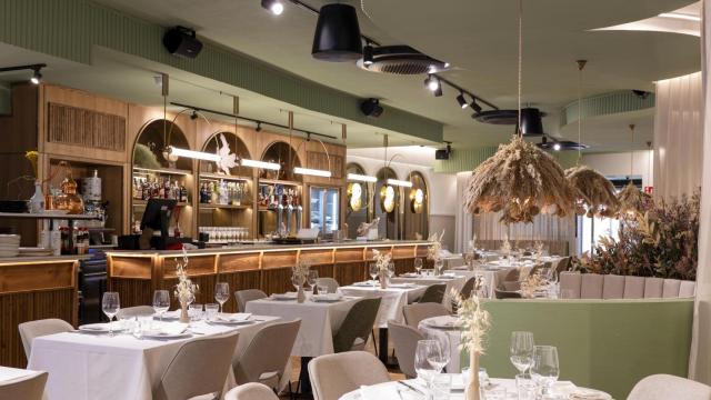 Restaurante Porta del Mar tras su remodelación.