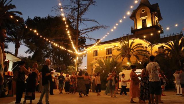 Los Jardines de Abril, en Sant Joan d'Alcacant, son el escenario del festival Noches Mágicas.
