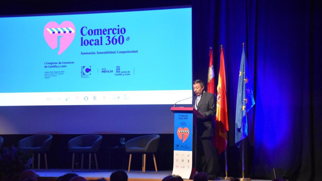 El presidente de Conferco, Adolfo Sáinz, durante el I Congreso de Comercio de CyL