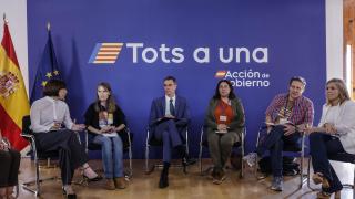 Pedro Sánchez, en la reunión con las asociaciones de víctimas de la dana. Rober Solsona / Europa Press