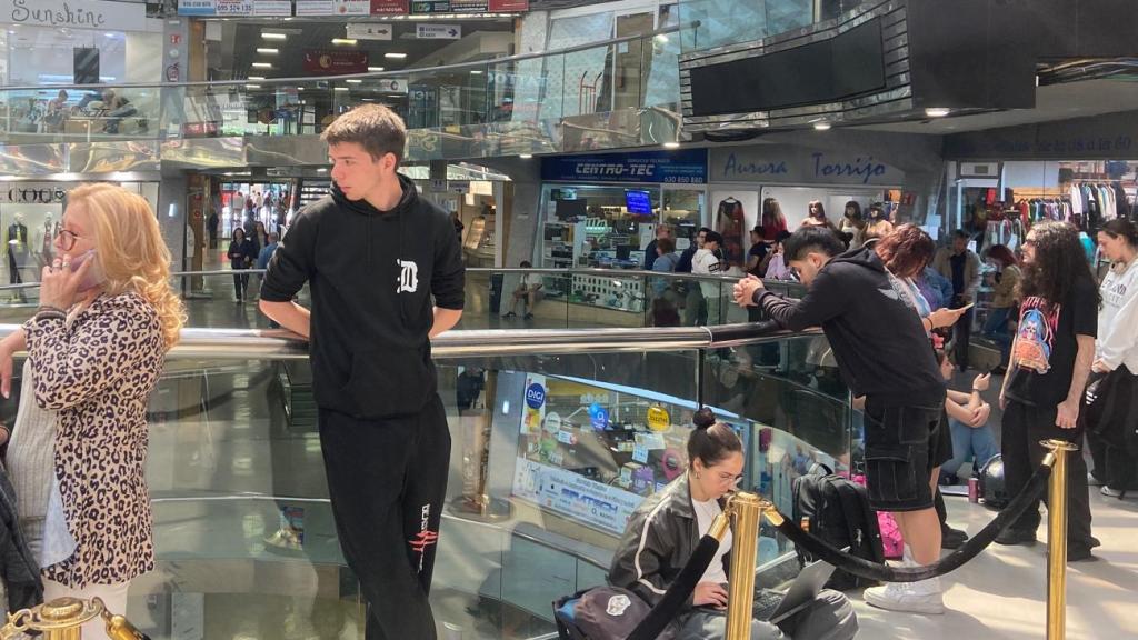 Filas en El Caracol.