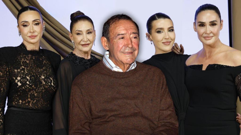 José Luis Martín Berrocal, padre de Vicky Martín Berrocal, falleció el 6 de julio de 2004.