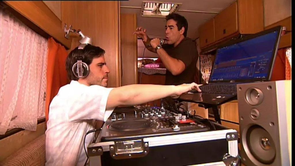 Pablo Chiapella y Ernesto Sevilla en 'LQSA' componiendo el 'Mandanga Style'.