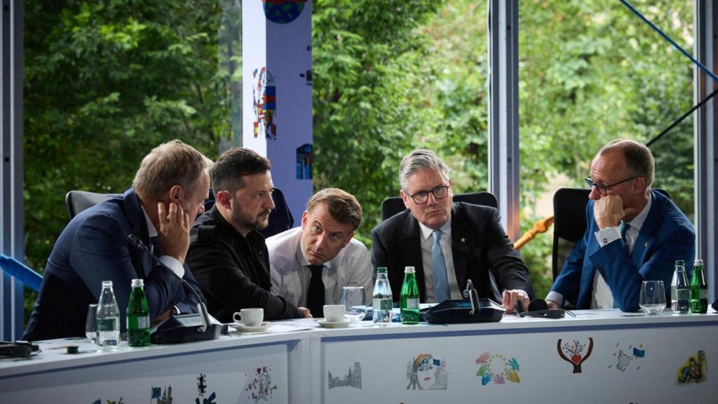 Líderes europeos hablan por teléfono con el presidente estadounidense Trump en Tirana.