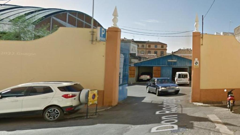 Entrada al parking Las Delicias, en el Centro de Málaga.