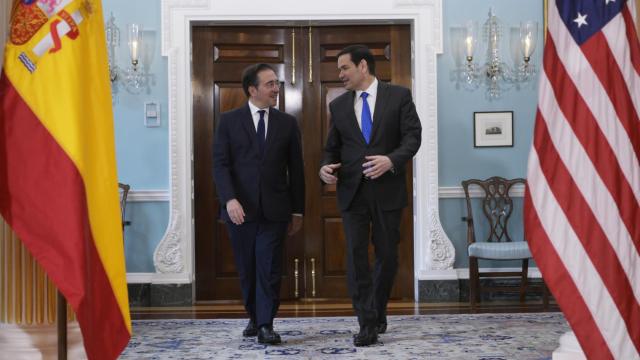 El ministro de Exteriores José Manuel Albares se reúne con el secretario de Estado de EEUU, Marco Rubio, en la sede del Departamento de Estado en Washington, este jueves.