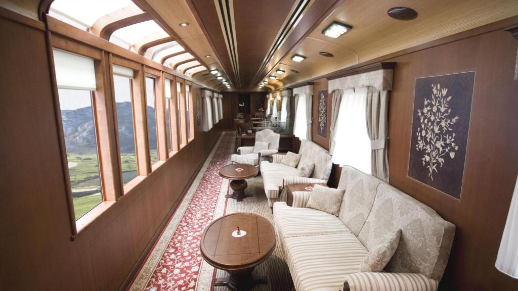 Coche panorámico del Transcantábrico.