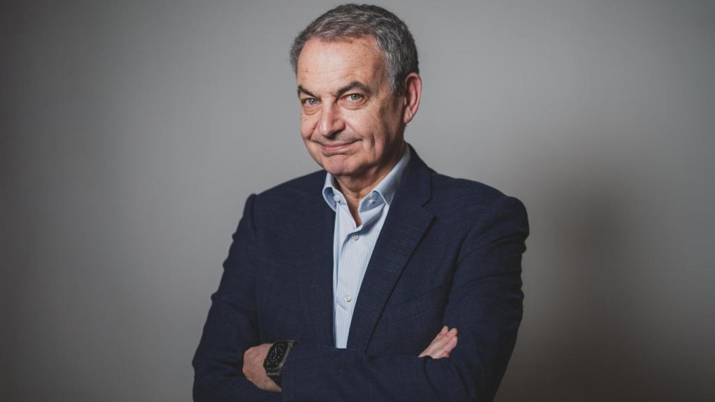 Zapatero siente que es la sociedad la que empuja hacia el feminismo y que las leyes son sólo una expresión de esa pulsión de igualdad.