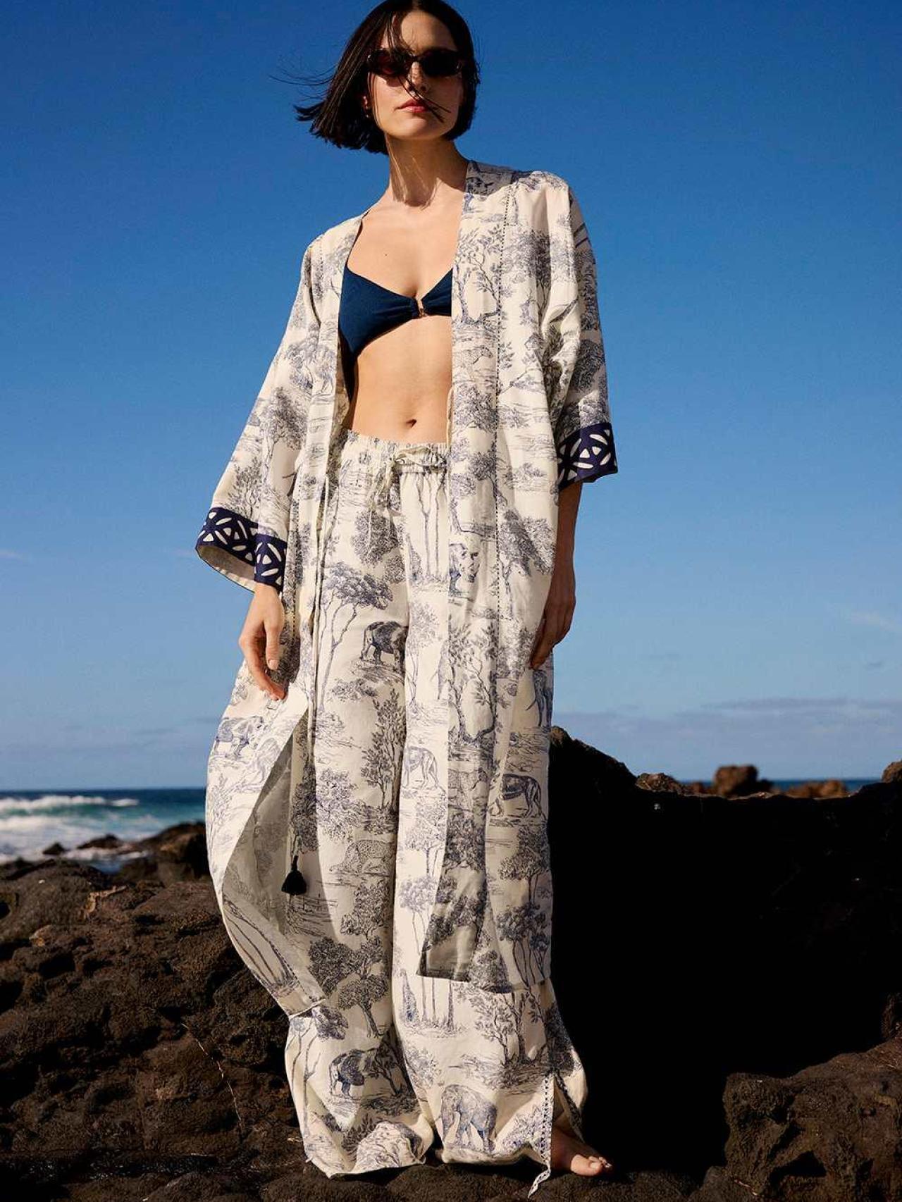 Uno de los conjuntos de la nueva colección.