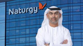 Fotomontaje de Jasim Husain Thabet, CEO de Taqa, y la sede de Naturgy.