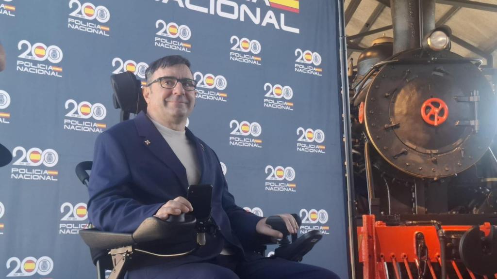 Ismael López, el policía nacional que ha recibido una medalla al mérito en ciberdefensa