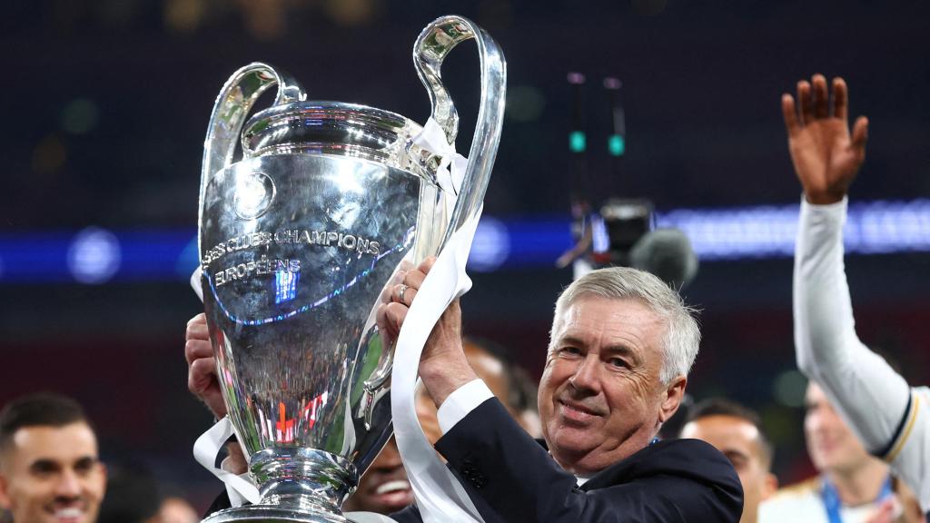 Ancelotti levanta su última Champions como entrenador.