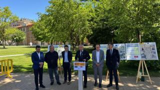 El delegado del Gobierno en Castilla y León, Nicanor Sen, visita las obras de humanización de Zamora