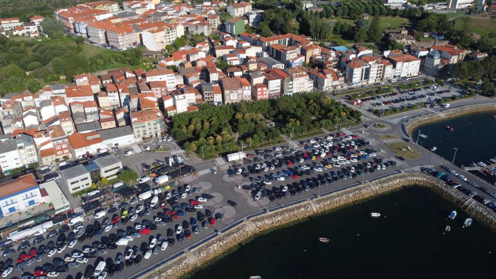 Panorámica del núcleo urbano de A Pobra do Caramiñal.